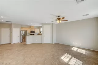 Photo #4: 2578933 Listing 