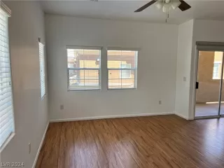 Photo #2: 2578957 Listing