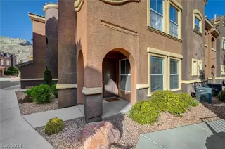 Photo #3: 2578965 Listing