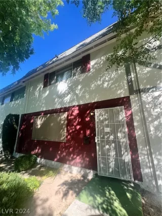 Photo #2: 2579013 Listing 