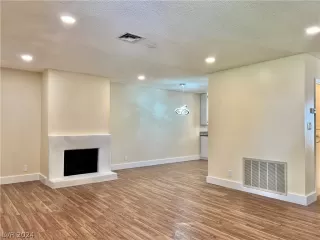 Photo #4: 2579013 Listing 