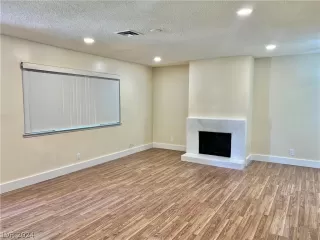 Photo #6: 2579013 Listing 