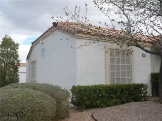 Photo #1: 2579020 Listing 