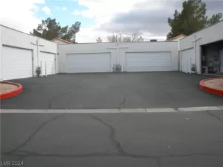 Photo #5: 2579020 Listing 