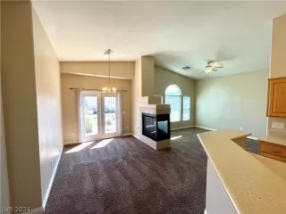 Photo #6: 2579028 Listing 