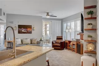 Photo #1: 2579040 Listing