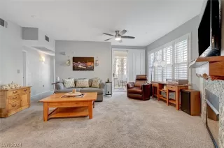 Photo #2: 2579040 Listing