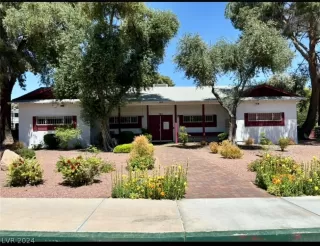 Photo #5: 2579068 Listing