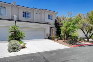 Photo #1: 2579090 Listing