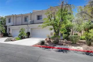 Photo #2: 2579090 Listing