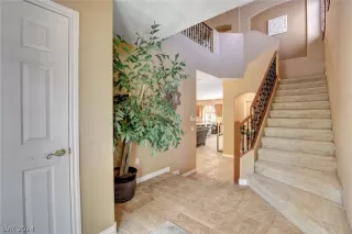 Photo #4: 2579090 Listing