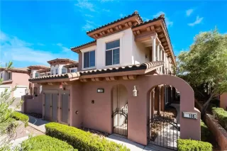 Photo #1: 2579126 Listing