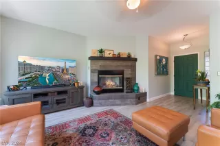 Photo #4: 2579134 Listing