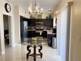 Photo #3: 2579153 Listing