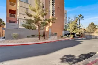 Photo #2: 2579157 Listing 