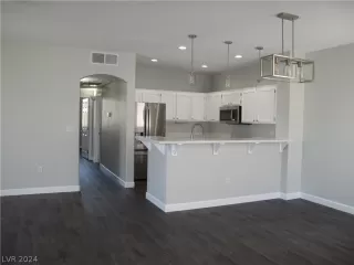 Photo #3: 2579191 Listing 