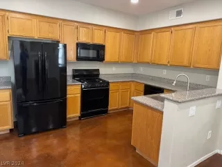 Photo #5: 2579200 Listing 