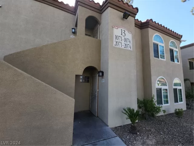 MLS: 2579203 Condo For Sale