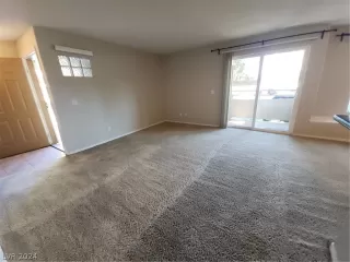 Photo #5: 2579203 Listing