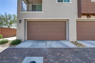 Photo #1: 2579206 Listing