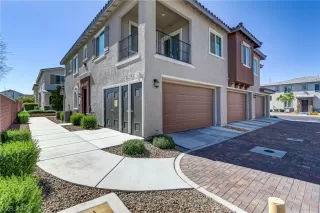 Photo #2: 2579206 Listing