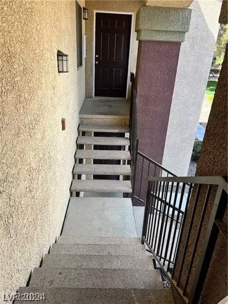 MLS: 2579235 Condo For Sale