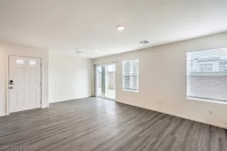 Photo #4: 2579269 Listing 