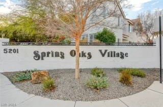 Photo #1: 2579279 Listing 