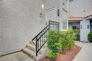 Photo #4: 2579279 Listing 