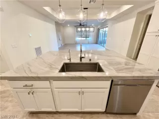 Photo #5: 2579297 Listing 