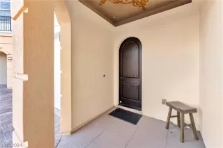 Photo #3: 2579307 Listing 