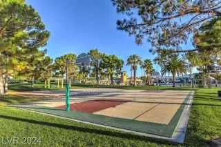 Photo #2: 2579332 Listing 