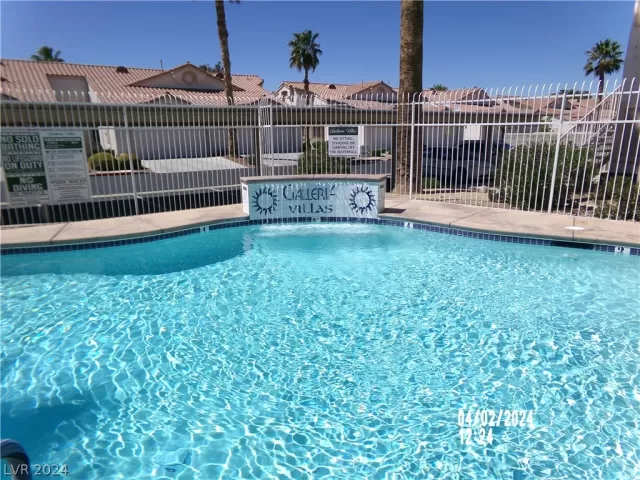 MLS: 2579352 Condo For Sale