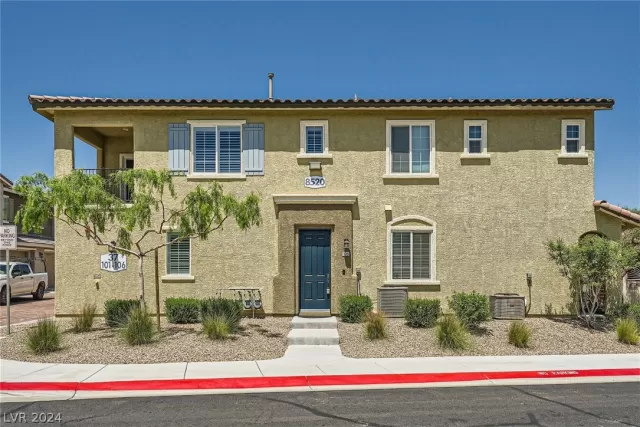 MLS: 2579357 Condo For Sale