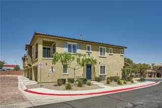 Photo #1: 2579357 Listing