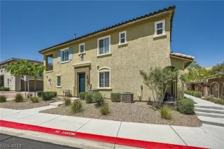 Photo #2: 2579357 Listing