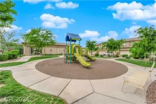 Photo #3: 2579359 Listing 