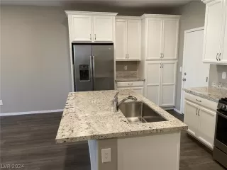 Photo #6: 2579359 Listing 