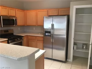 Photo #3: 2579365 Listing 