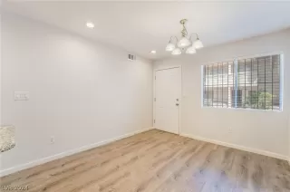 Photo #6: 2579367 Listing 