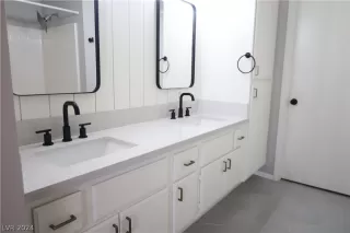 Photo #6: 2579406 Listing 