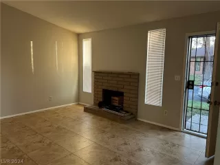 Photo #4: 2579409 Listing 