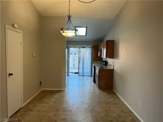 Photo #6: 2579409 Listing 