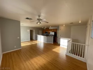 Photo #3: 2579423 Listing 