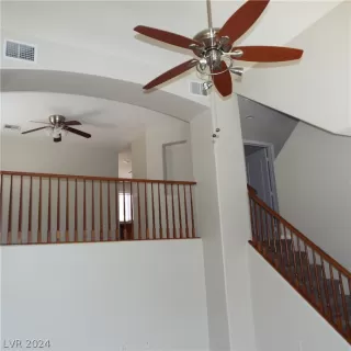 Photo #6: 2579450 Listing 