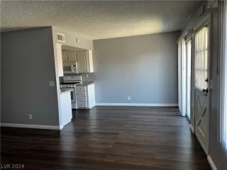 Photo #5: 2579464 Listing 