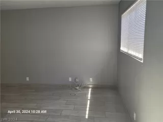 Photo #3: 2579466 Listing