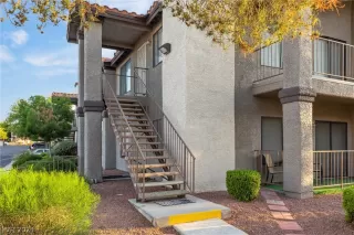 Photo #3: 2579487 Listing