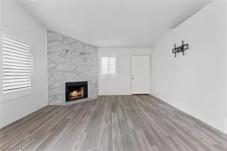 Photo #5: 2579487 Listing