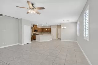 Photo #4: 2579500 Listing 